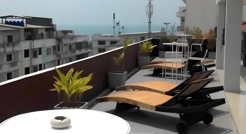 By Dee @jomtien โรงแรม Pattaya