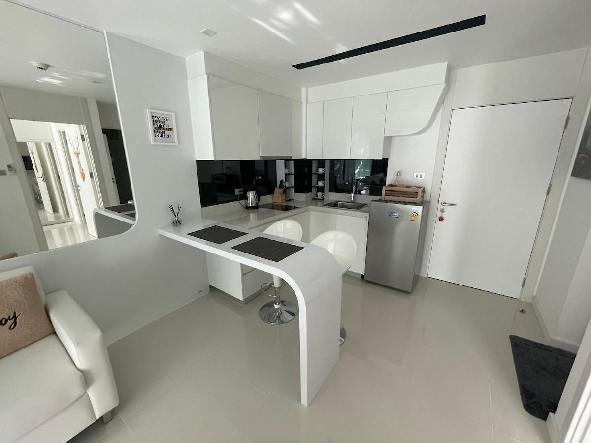 อพาร์ทเม้น Stylish - Ultra-fast Fiber Internet, Pool, Sauna, Gym, Smart Tv, Guest Friendly