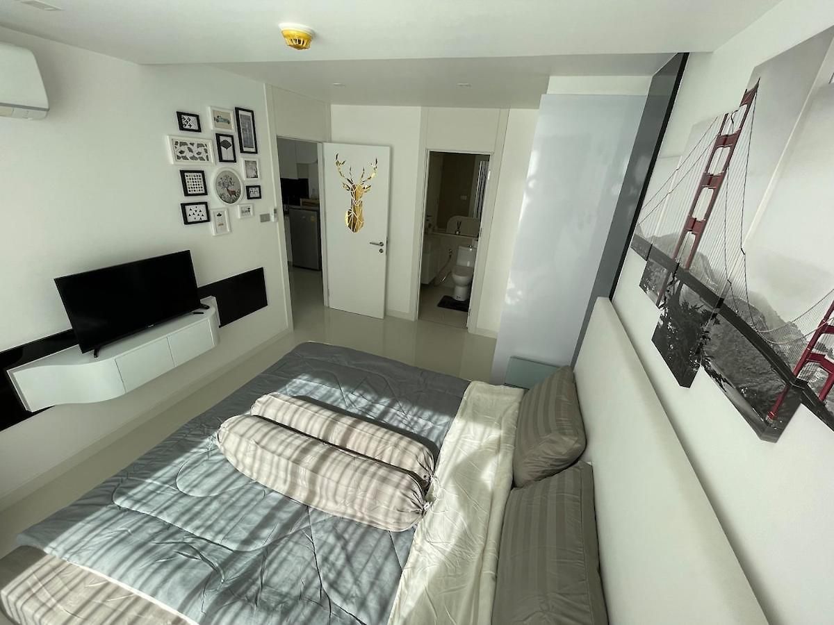 Stylish - Ultra-fast Fiber Internet, Pool, Sauna, Gym, Smart Tv, Guest Friendly อพาร์ทเม้น
