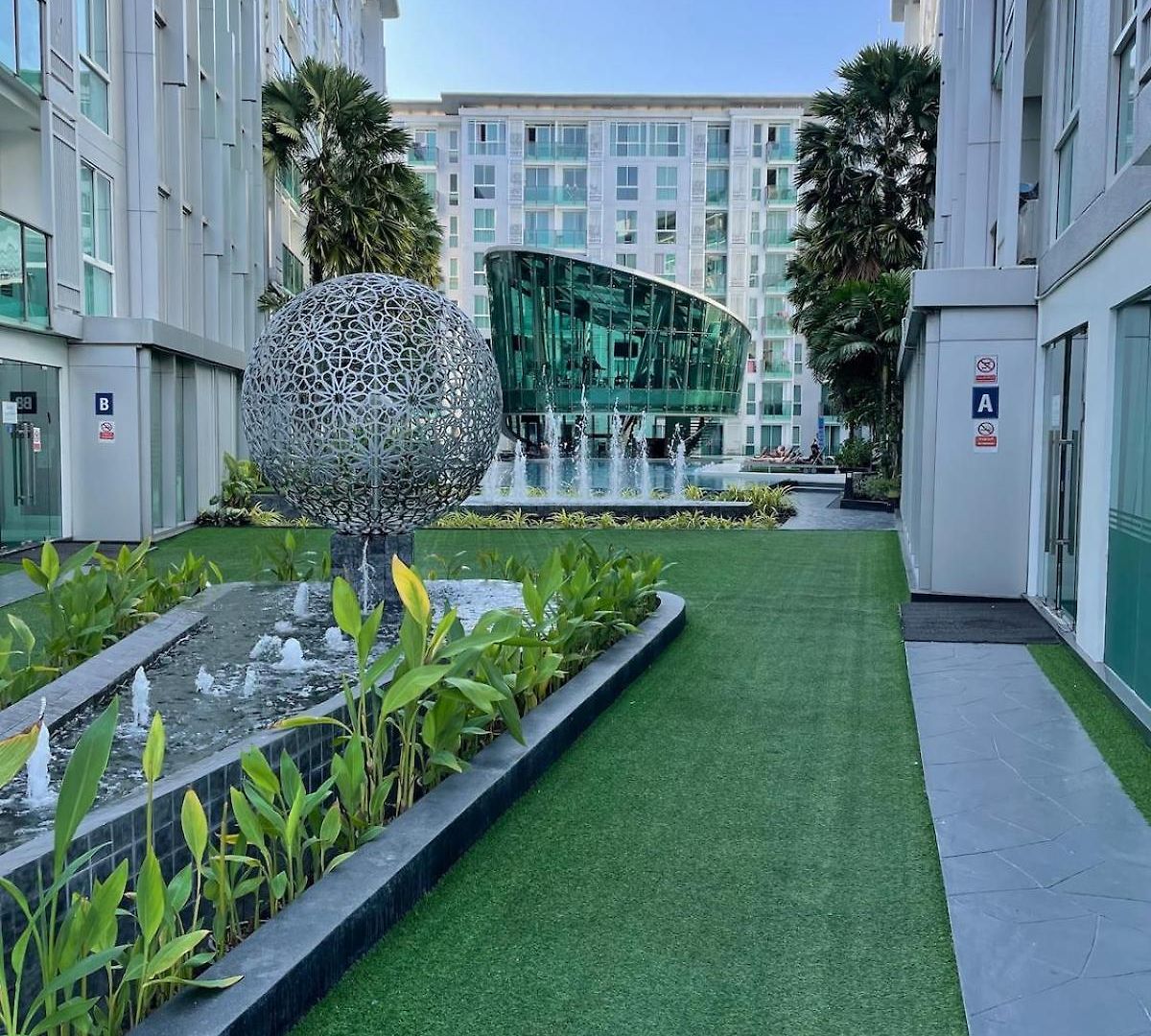 Stylish - Ultra-fast Fiber Internet, Pool, Sauna, Gym, Smart Tv, Guest Friendly Pattaya