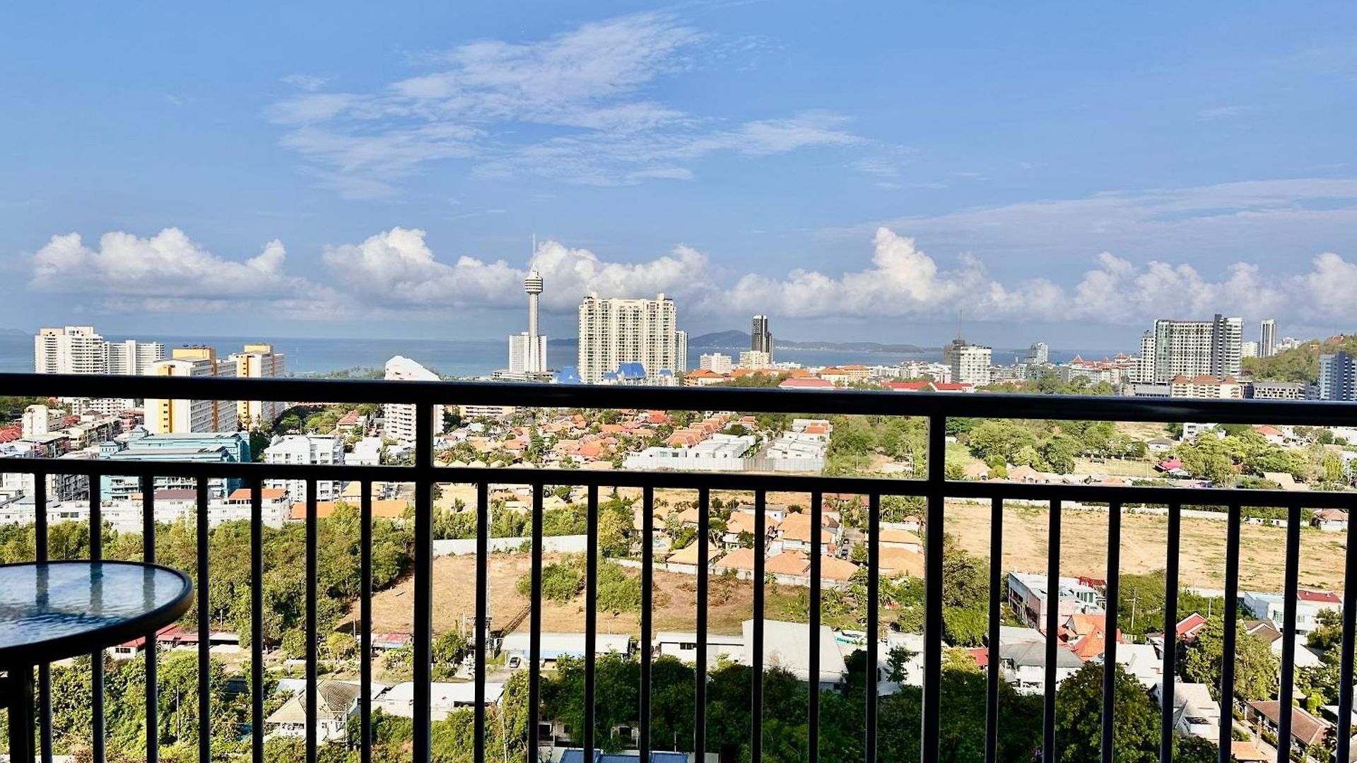 Long 1 Bedroom Sea View Pattaya