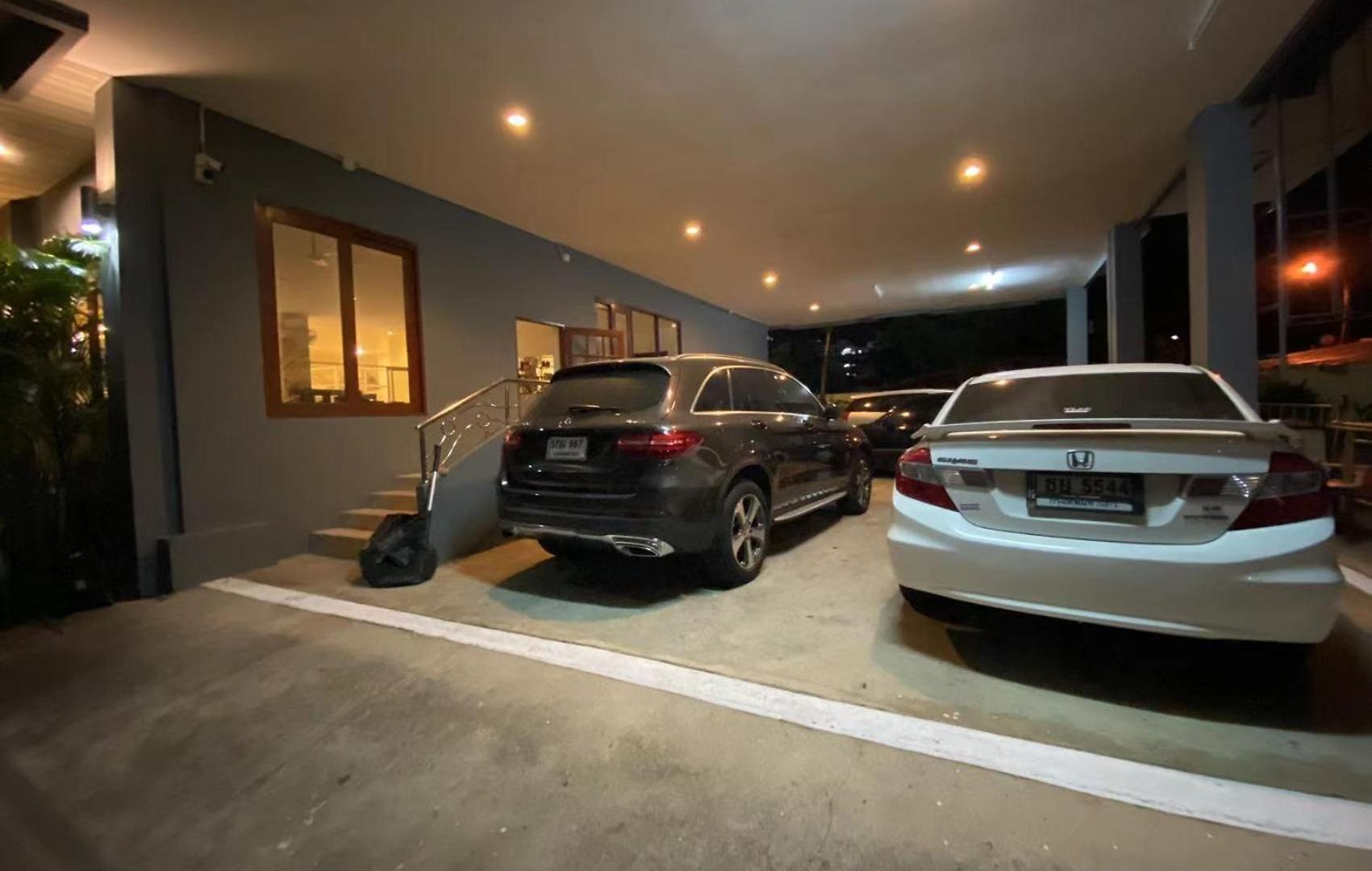 โรงแรม Tycoon Place Garden