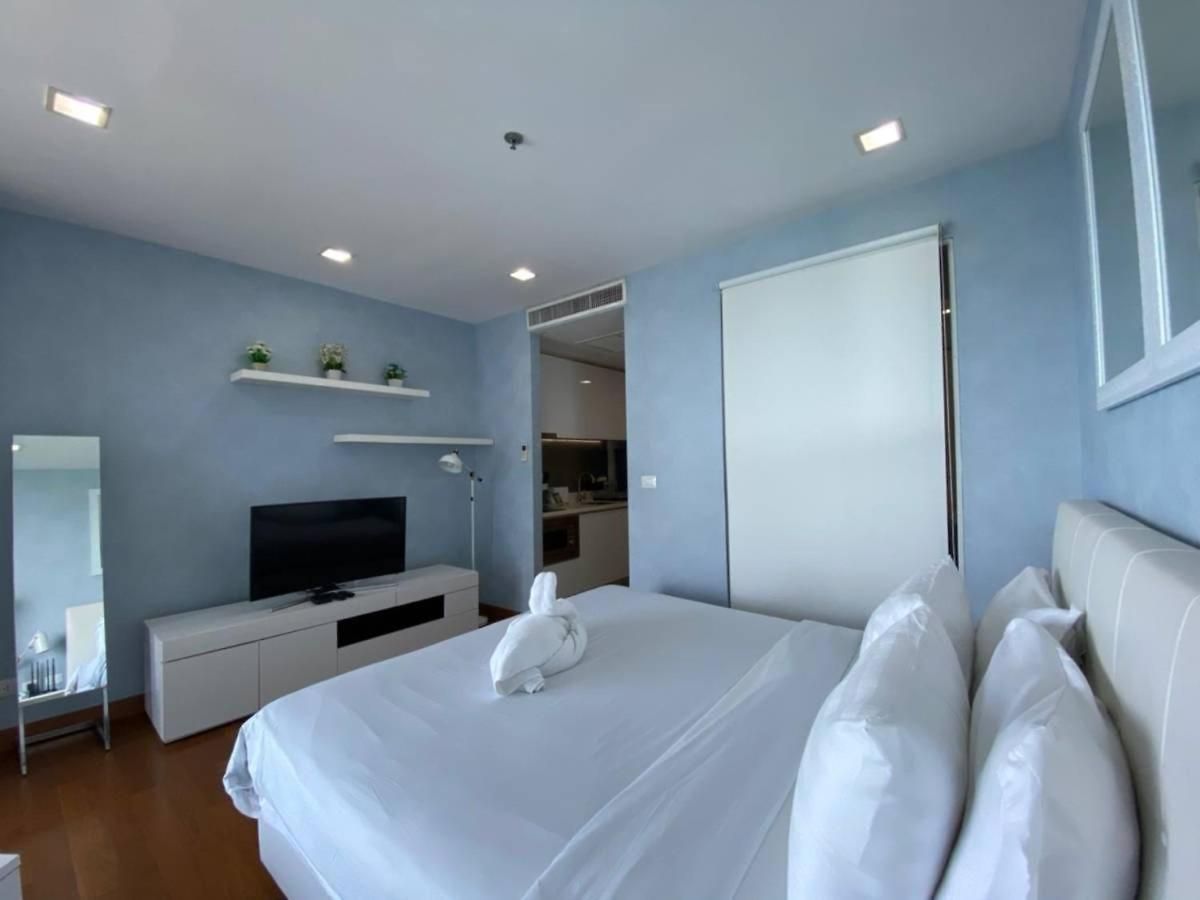 อพาร์ทเม้น The Palm Wongamat X Monthstayz Thailand