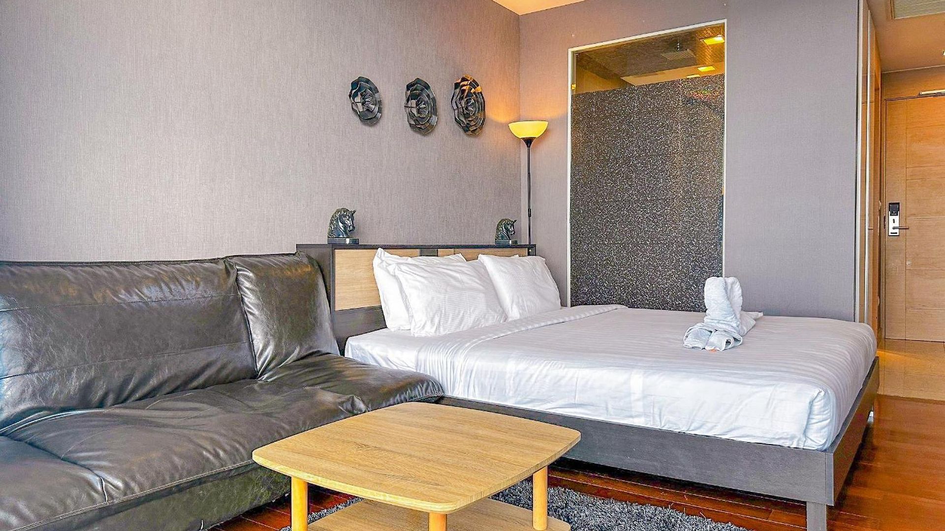 The Palm Wongamat X Monthstayz Thailand * Pattaya