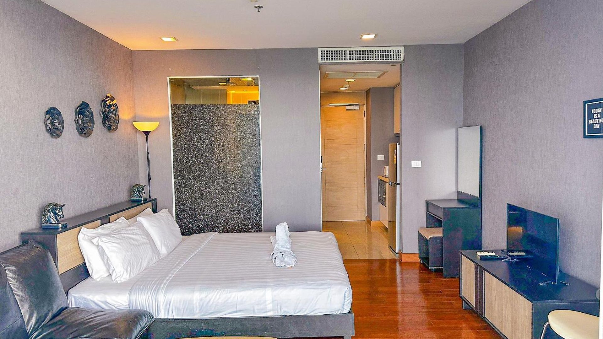 The Palm Wongamat X Monthstayz Thailand *