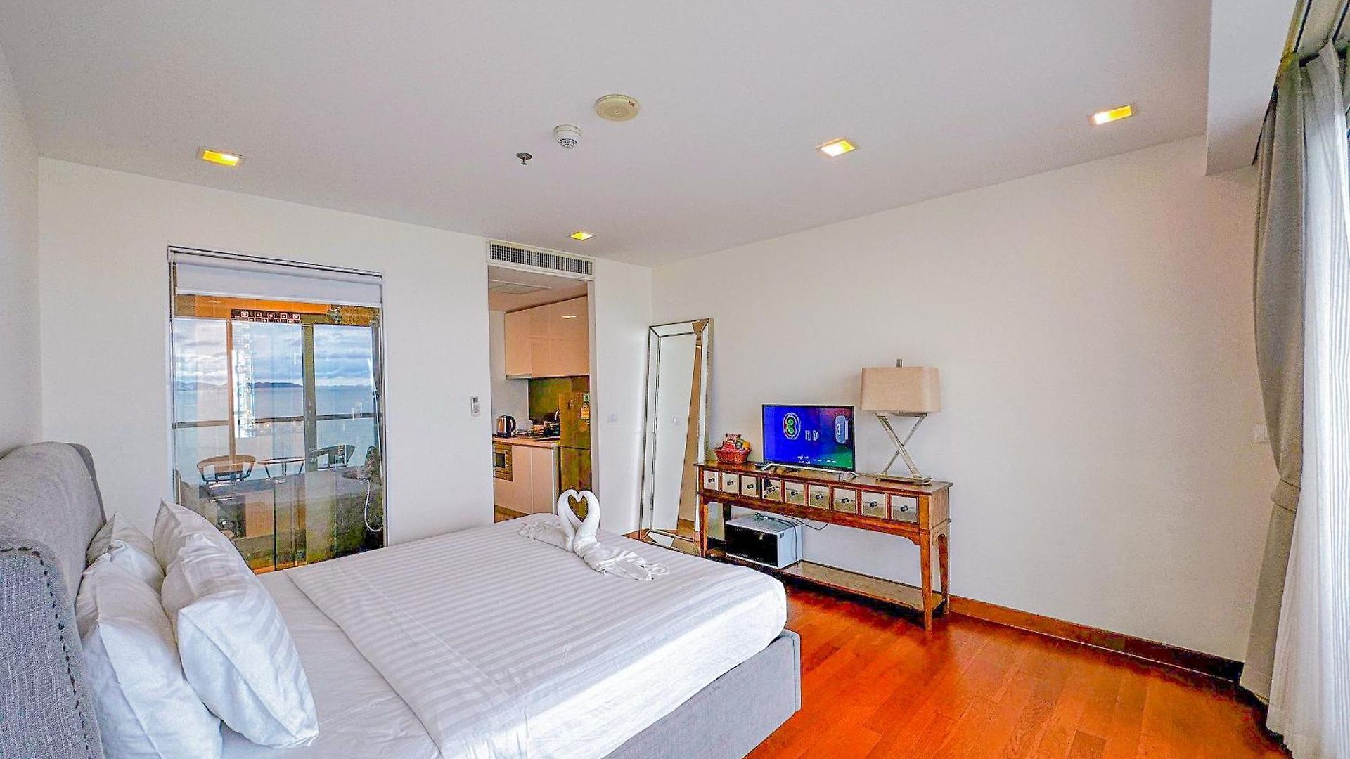 The Palm Wongamat X Monthstayz Thailand อพาร์ทเม้น *
