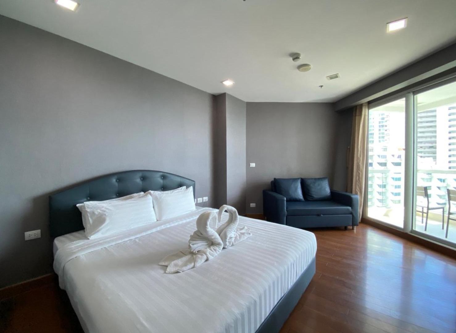 The Palm Wongamat X Monthstayz Thailand *