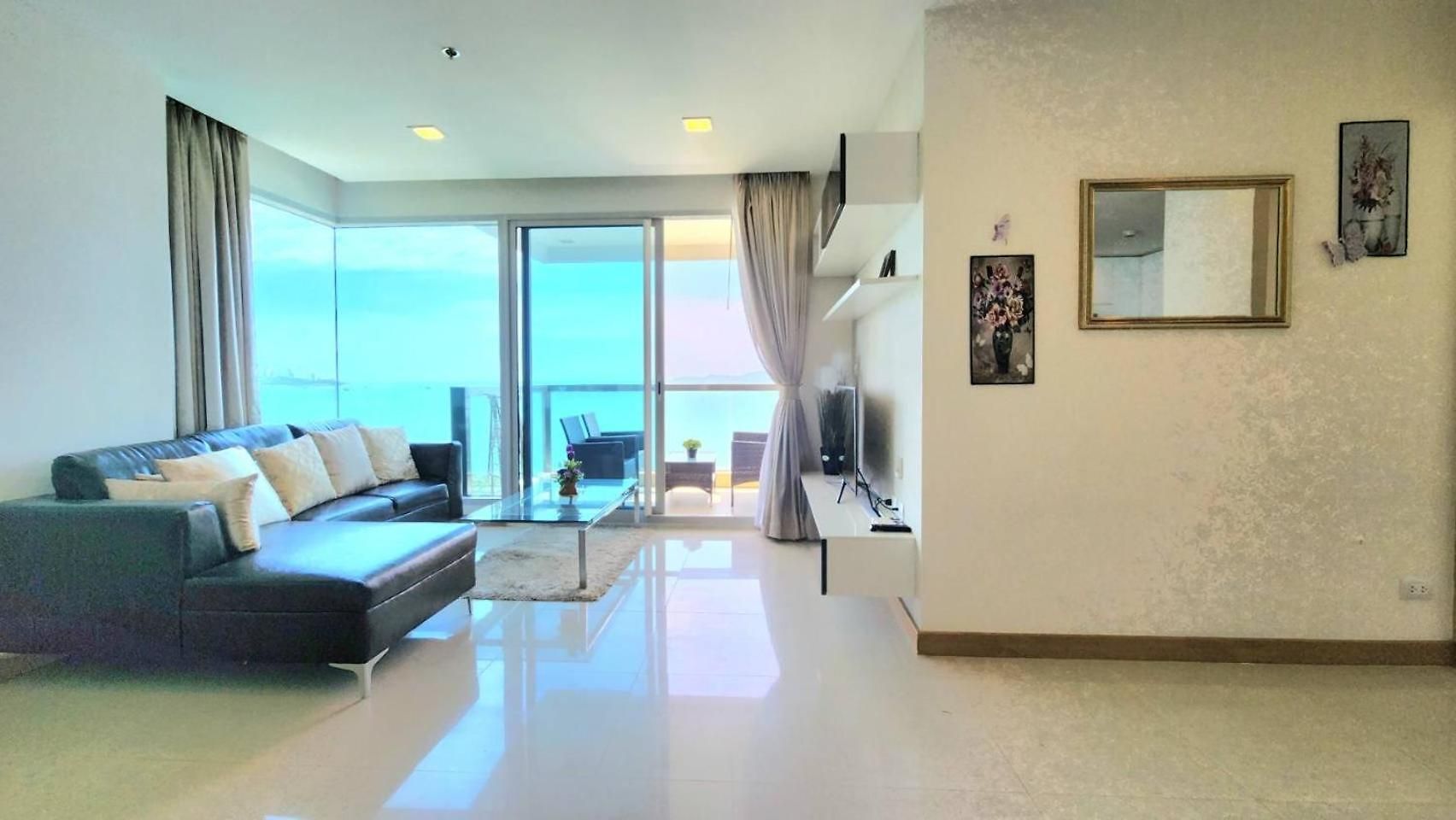 อพาร์ทเม้น The Palm Wongamat X Monthstayz Thailand Pattaya