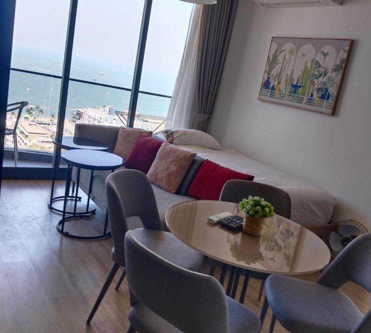 The Edge Infinity Apartment Pattaya