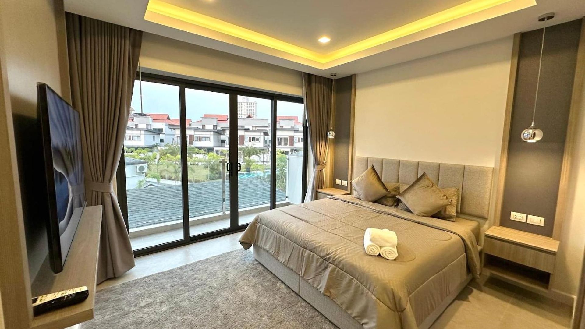 วิลล่า Zensiri Brand New Luxury Pool