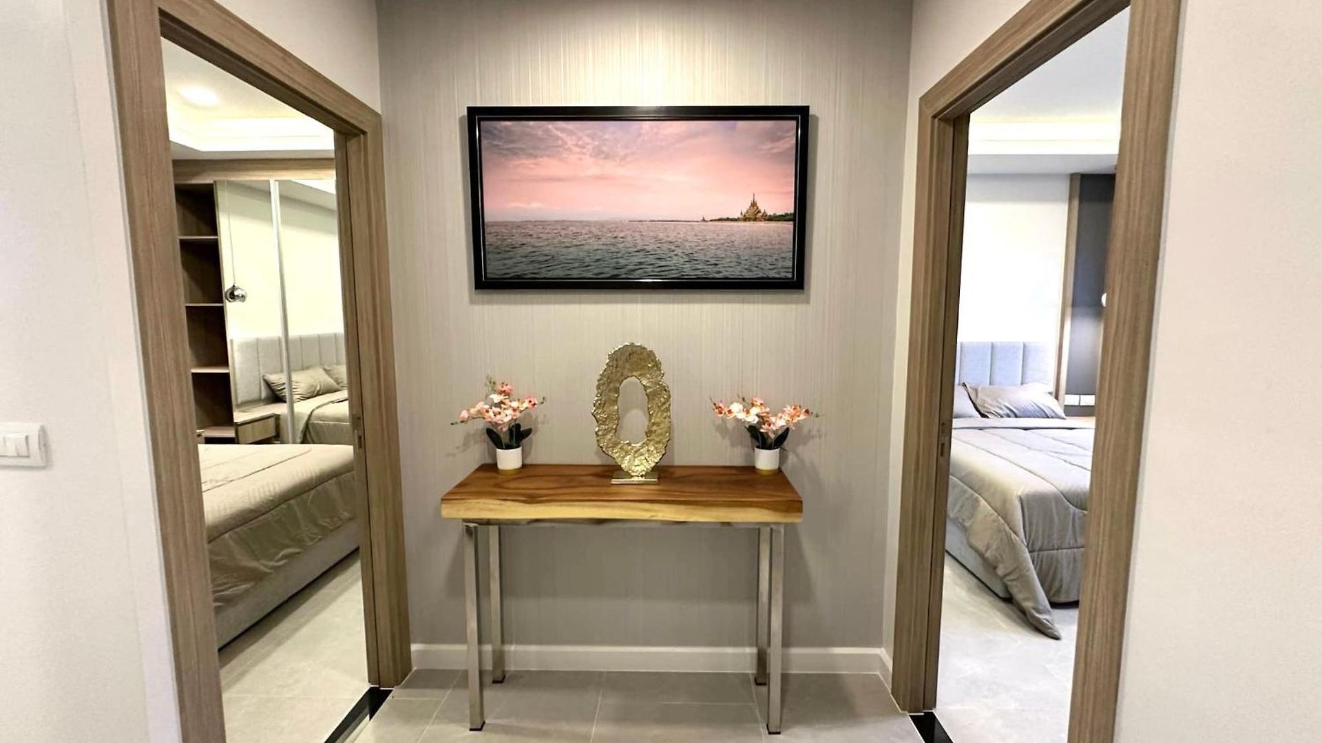 Zensiri Brand New Luxury Pool Pattaya