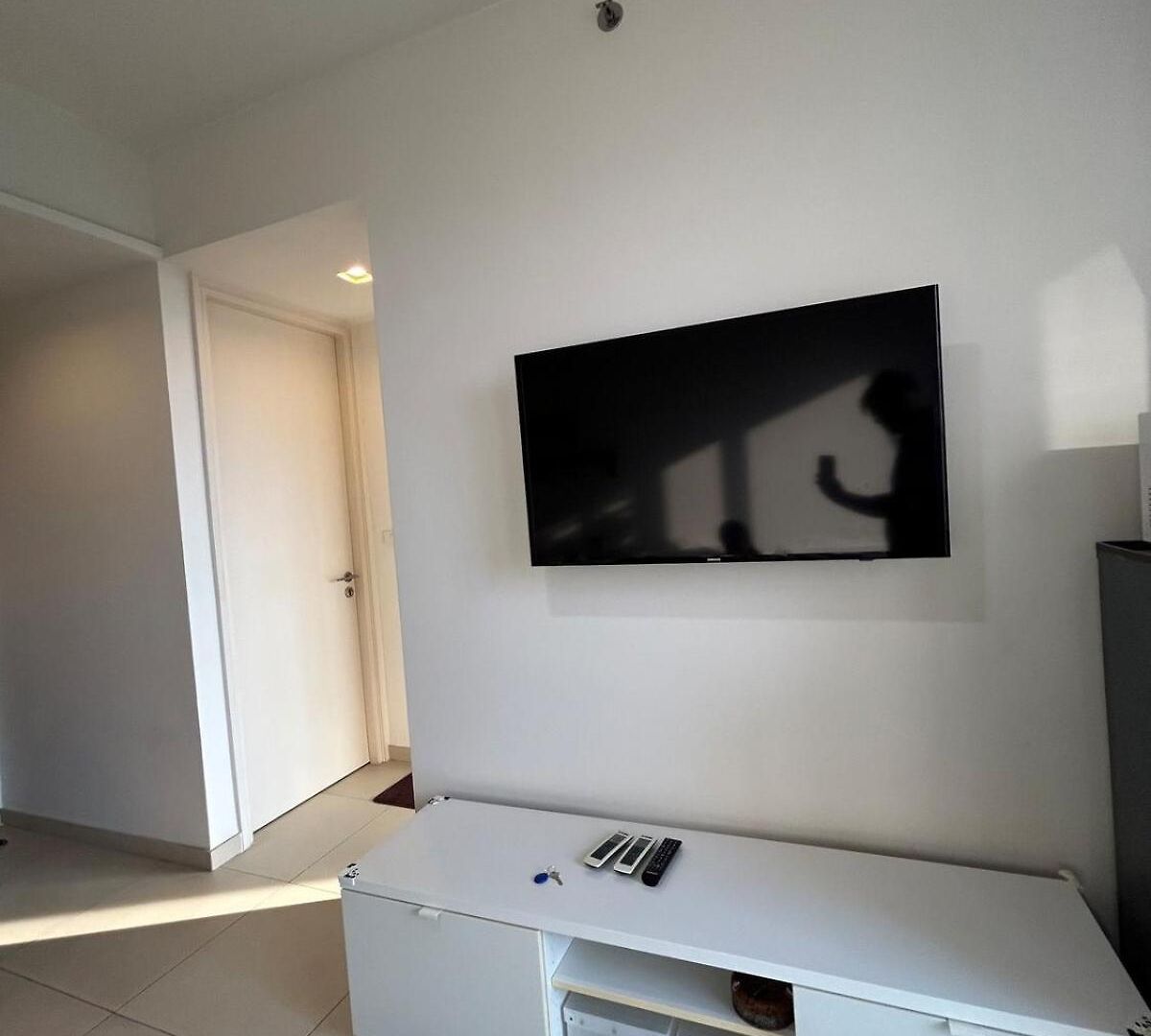 Unixx Sea View High Floor 1br