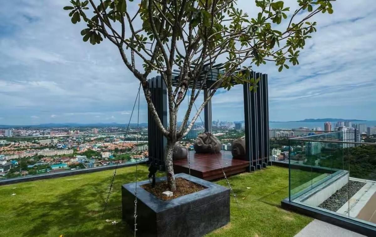 อพาร์ทเม้น Unixx Sea View High Floor 1br