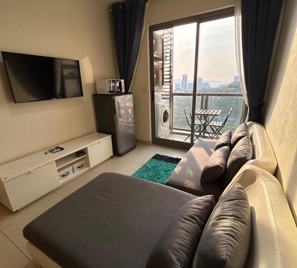 Unixx Sea View High Floor 1br อพาร์ทเม้น
