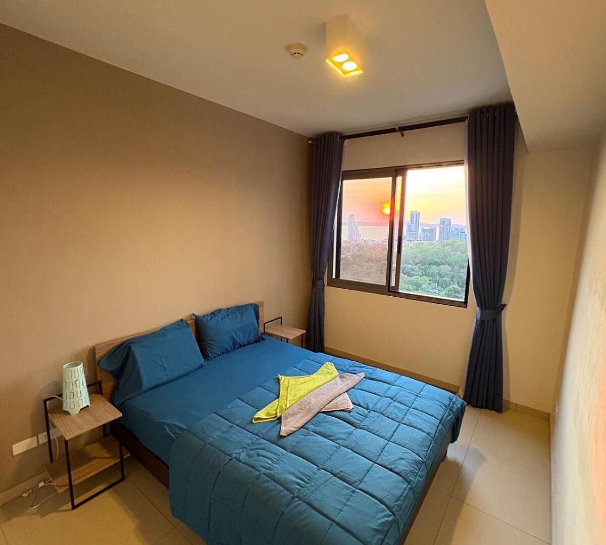 อพาร์ทเม้น Unixx Sea View High Floor 1br Pattaya
