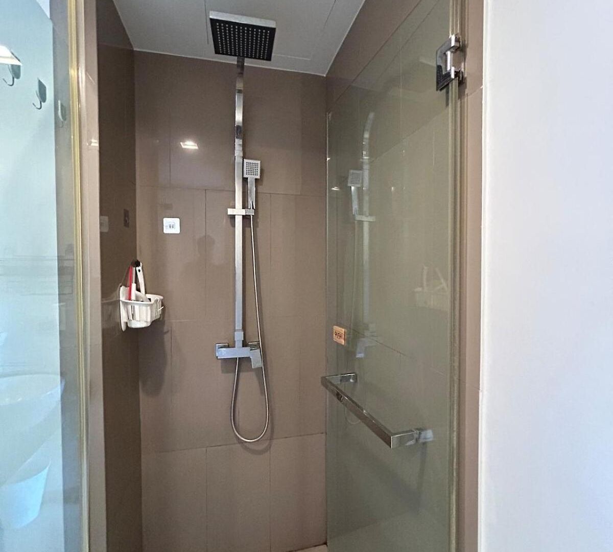 อพาร์ทเม้น Unixx Sea View High Floor 1br Pattaya