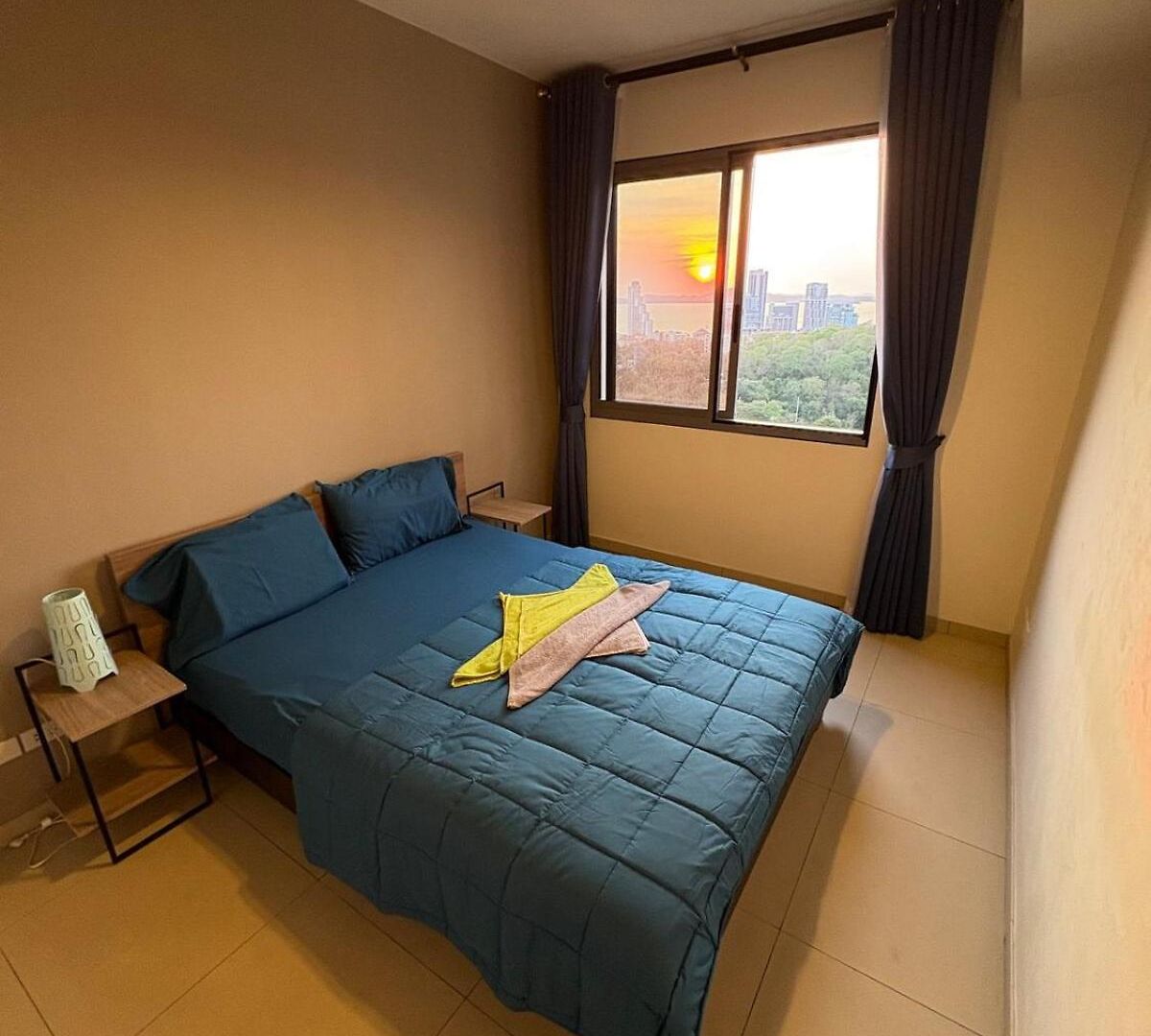 Unixx Sea View High Floor 1br