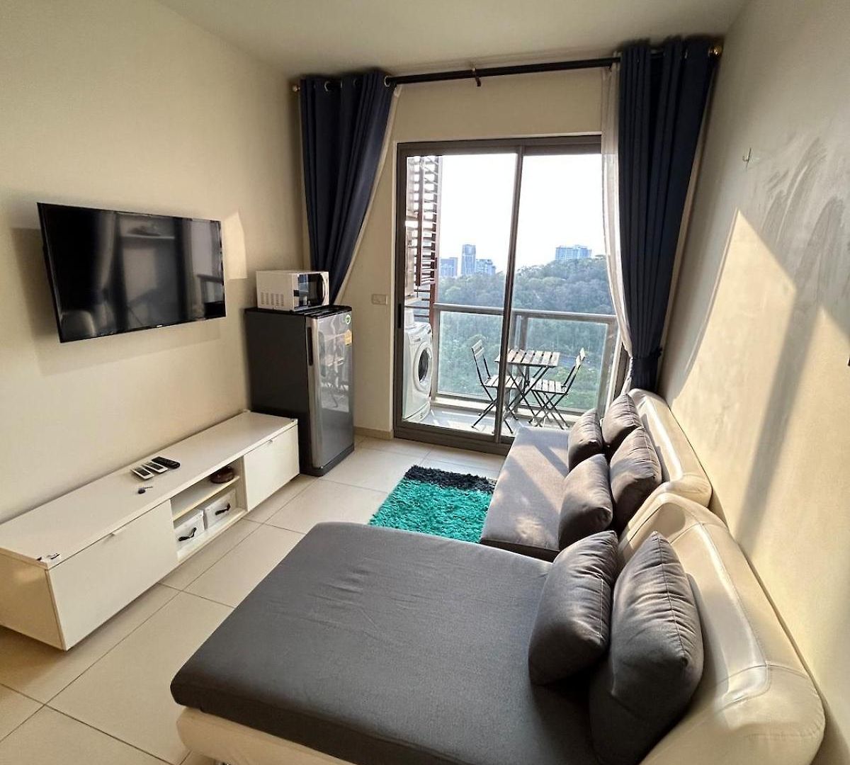 Unixx Sea View High Floor 1br อพาร์ทเม้น