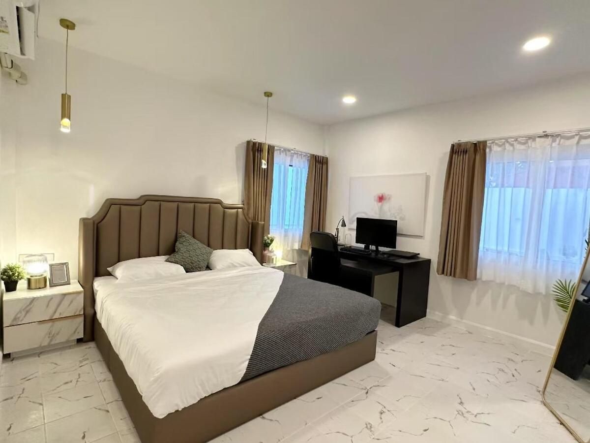 Liwei Cozy Pool Villa Pattaya