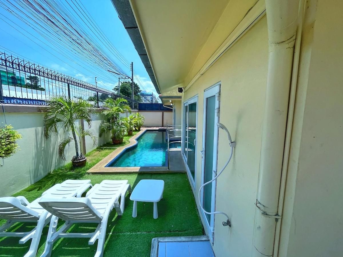 วันหยุดที่บ้าน 2 Bedroom With Private Swimming Pool And Jacuzzi 350m From *