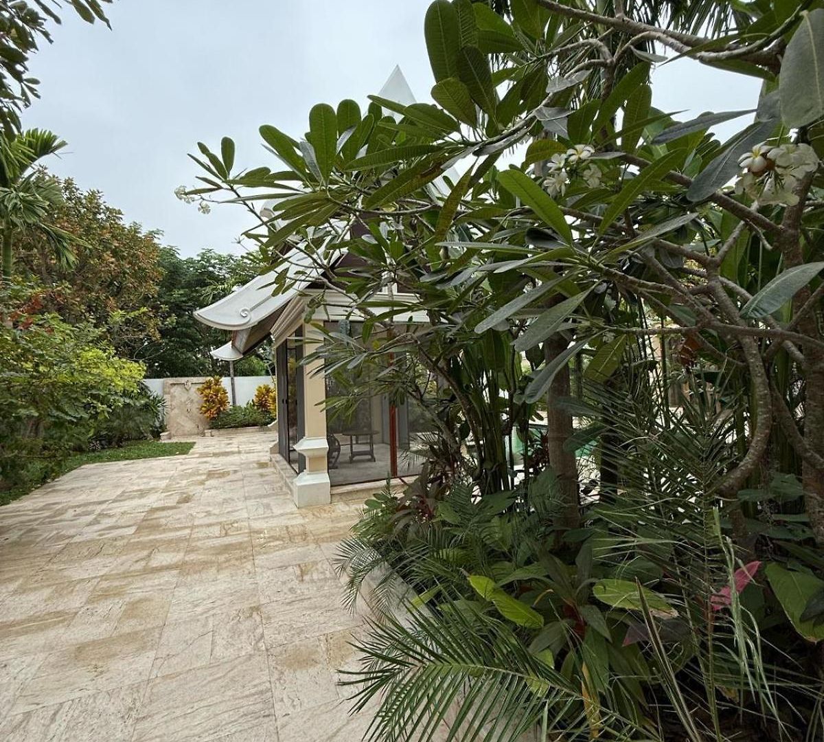 Luxury Luxury Seven Stars Pattaya