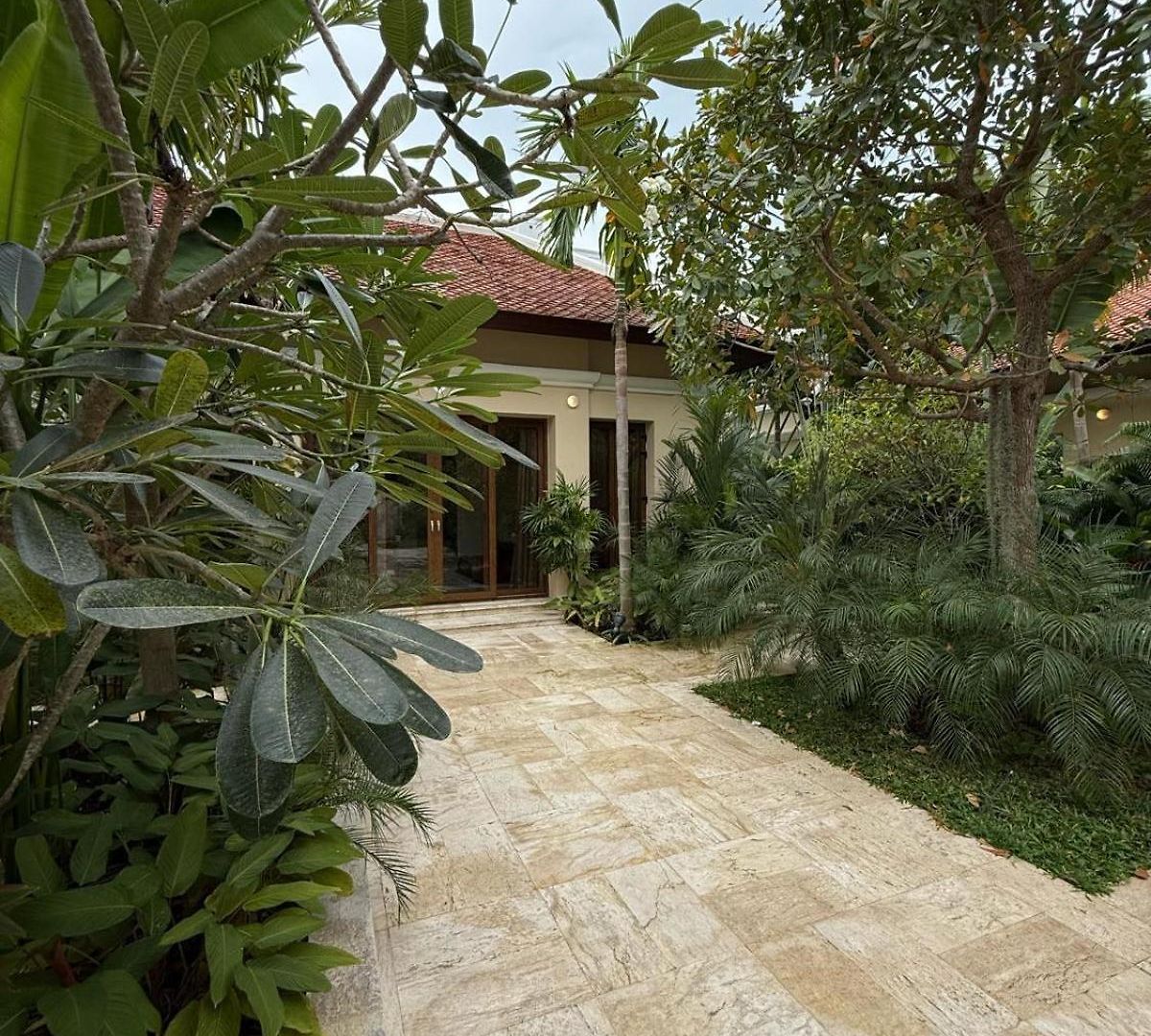 Luxury Luxury Seven Stars