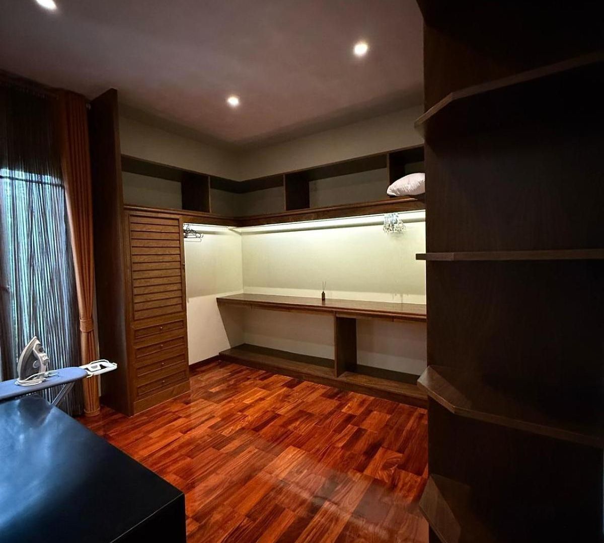 Luxury Luxury Seven Stars *
