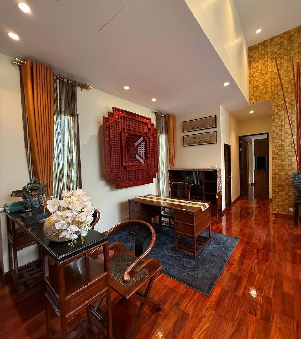 Luxury Luxury Seven Stars