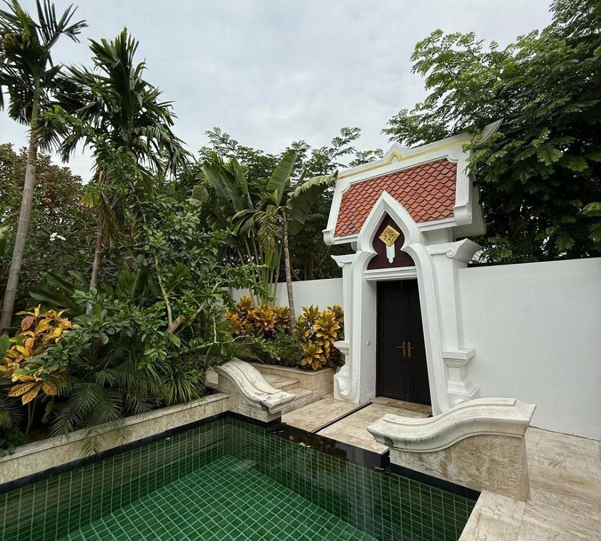 Luxury Luxury Seven Stars