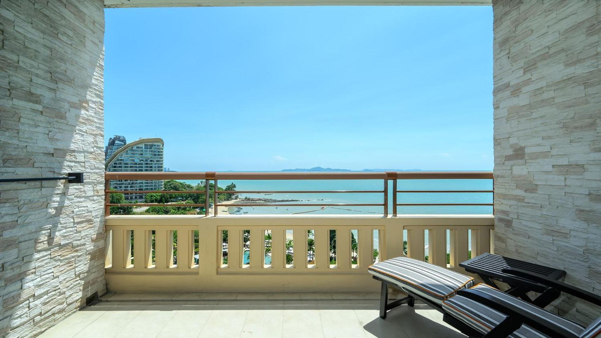 รีสอร์ท Centara Grand Mirage 5*