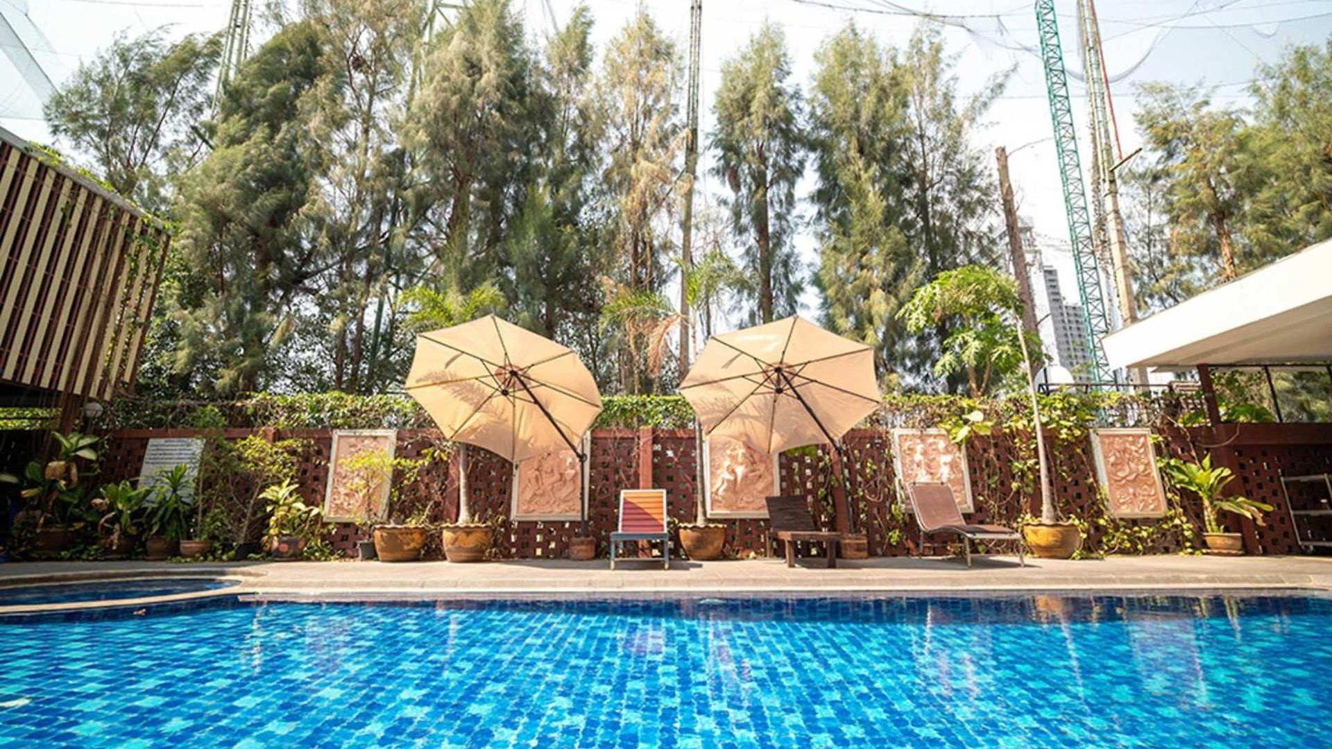 โรงแรม Dancenter Luxury Underwater World 5*