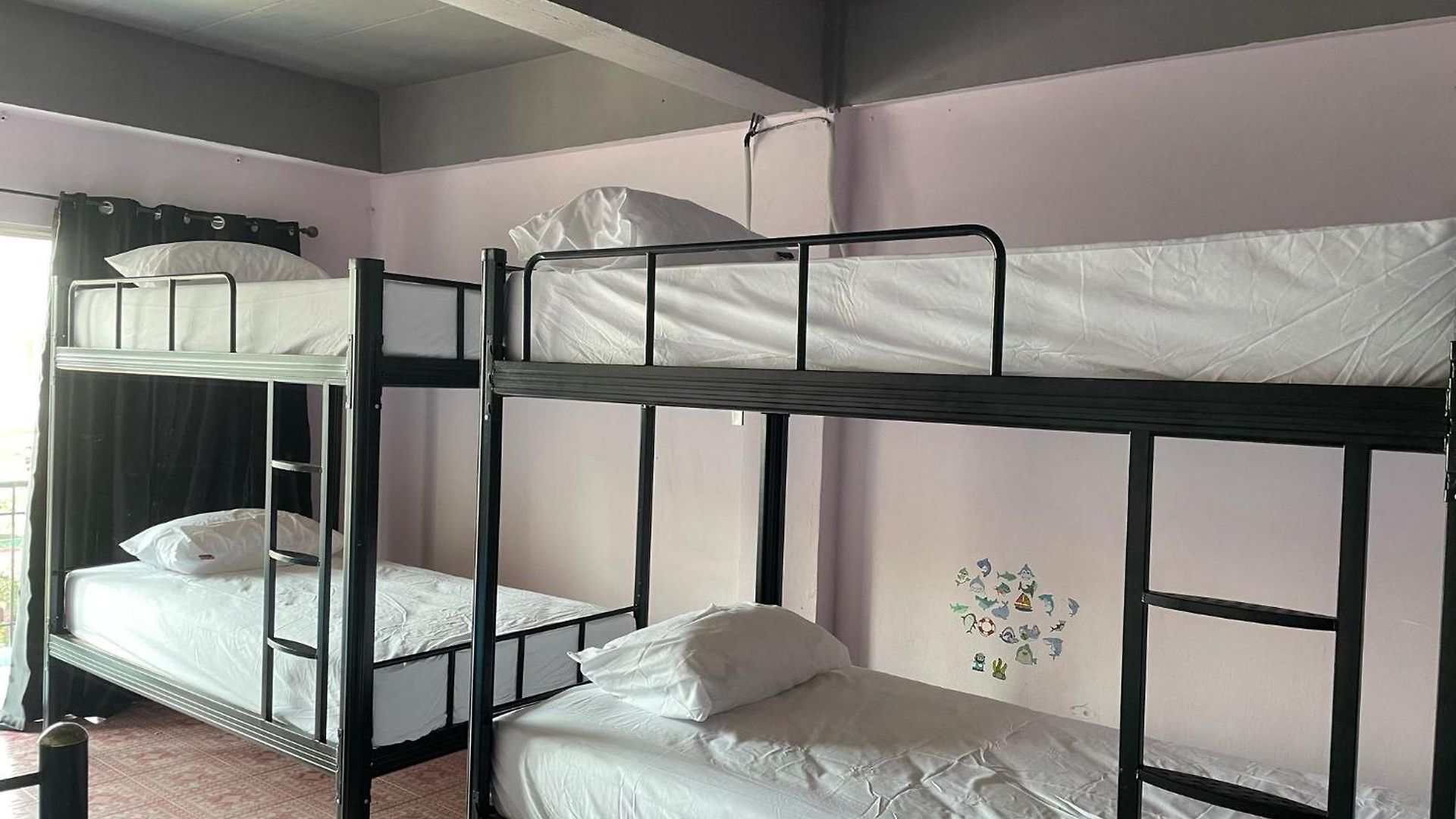 Bed & Breakfast Pattaya ที่พักพร้อมอาหารเช้า