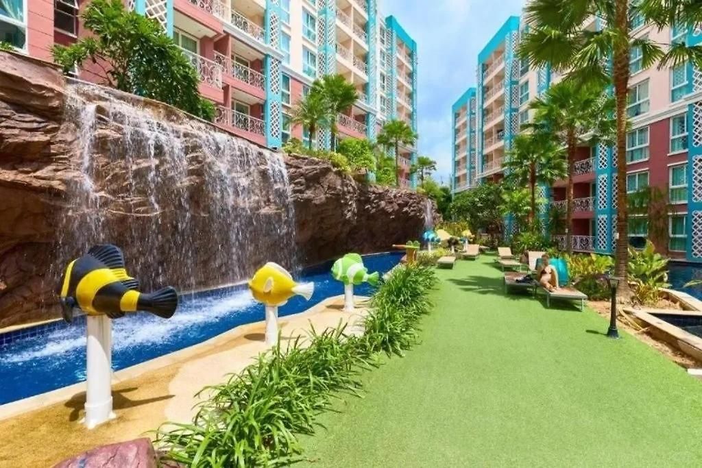 อพาร์ทเม้น Grande Caribbean One-bedroom Near Walking Street And Jomtien