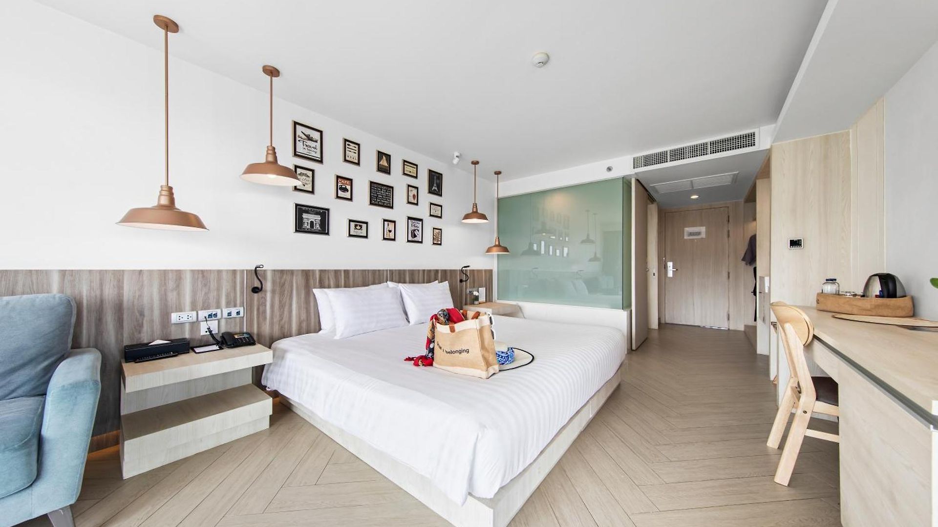 โกลเดน ทิวลิป พัทยา บีช รีสอร์ต โรงแรม 5*