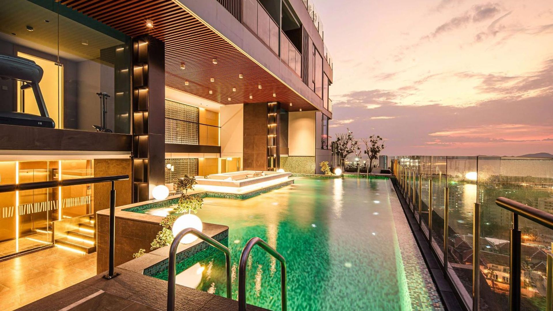 โรงแรม Beverly Mountain Bay, Trademark Collection By Wyndham 5*