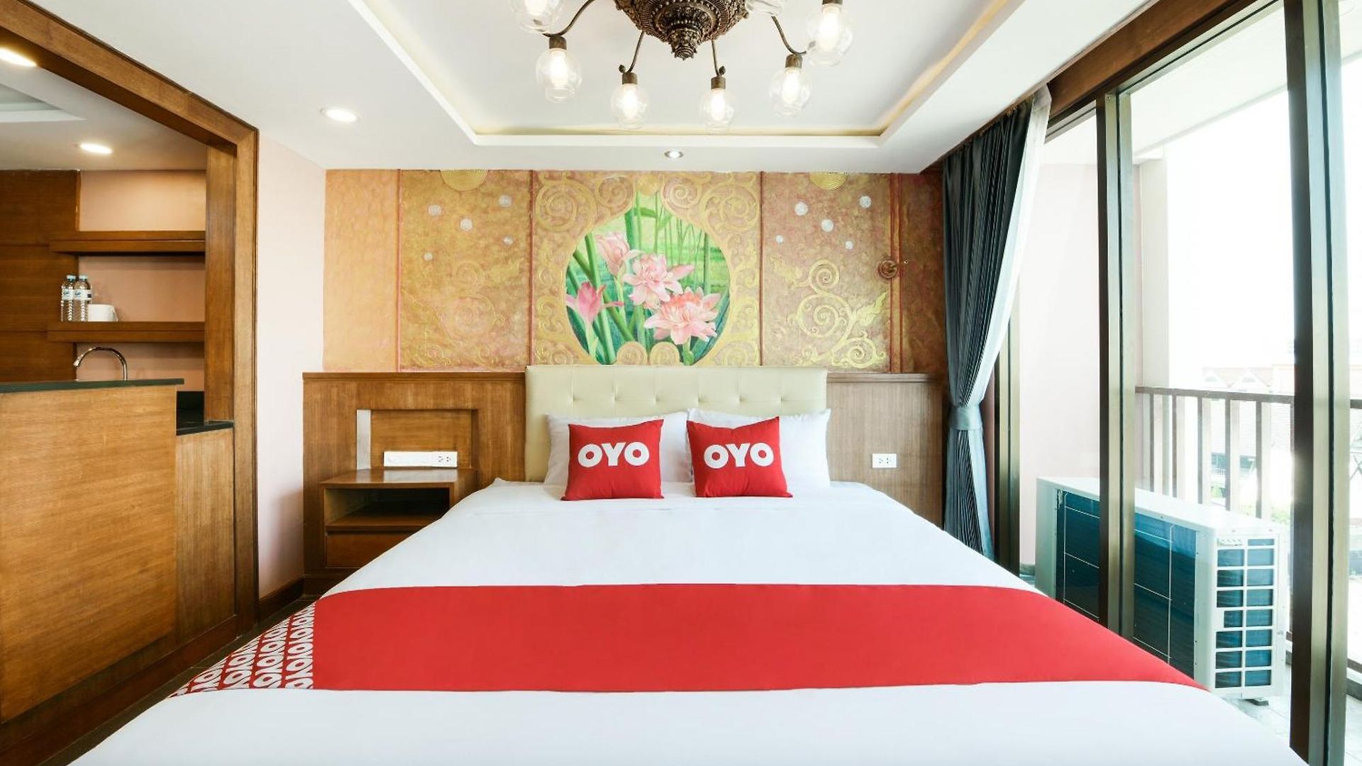 โรงแรม Oyo 458 Nakorn Siam Boutique