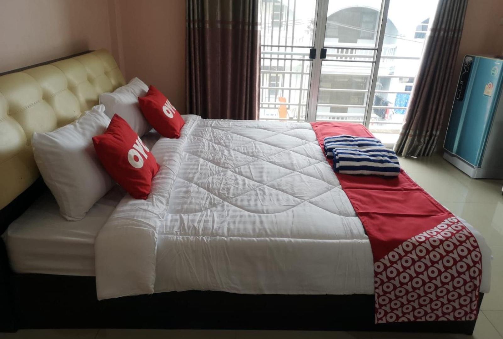โรงแรม Oyo 75414 Kjs Pattaya