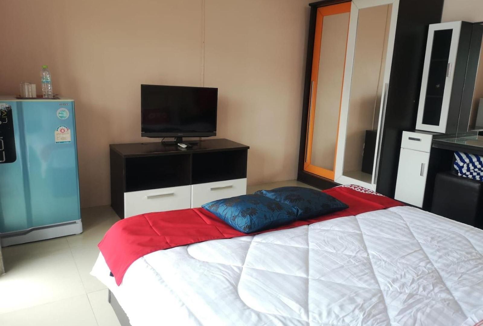 Oyo 75414 Kjs โรงแรม