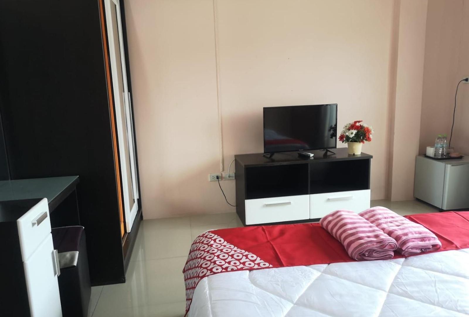 โรงแรม Oyo 75414 Kjs 2*