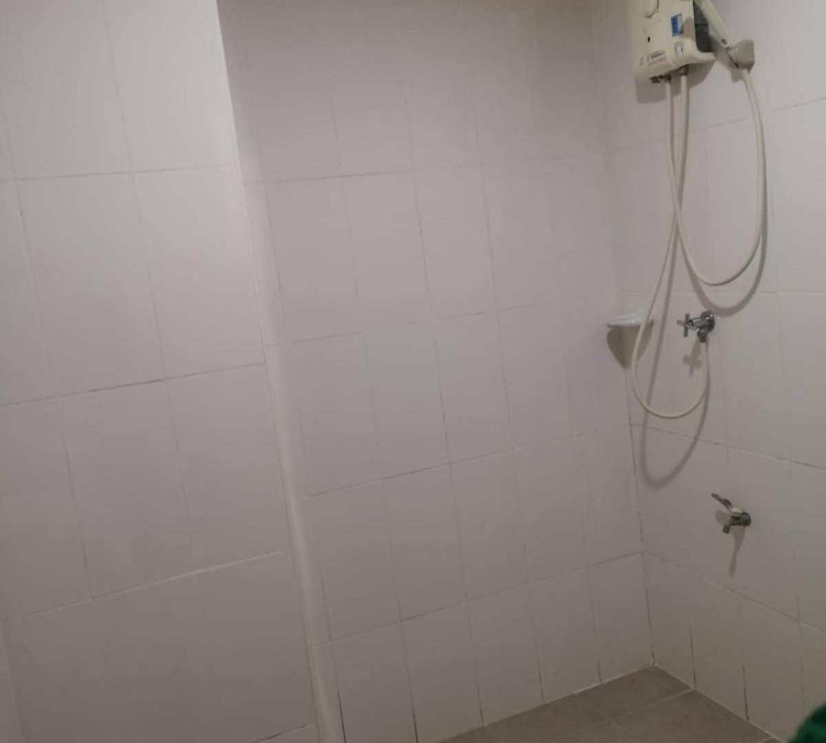 โรงแรม Oyo 75414 Kjs 2*