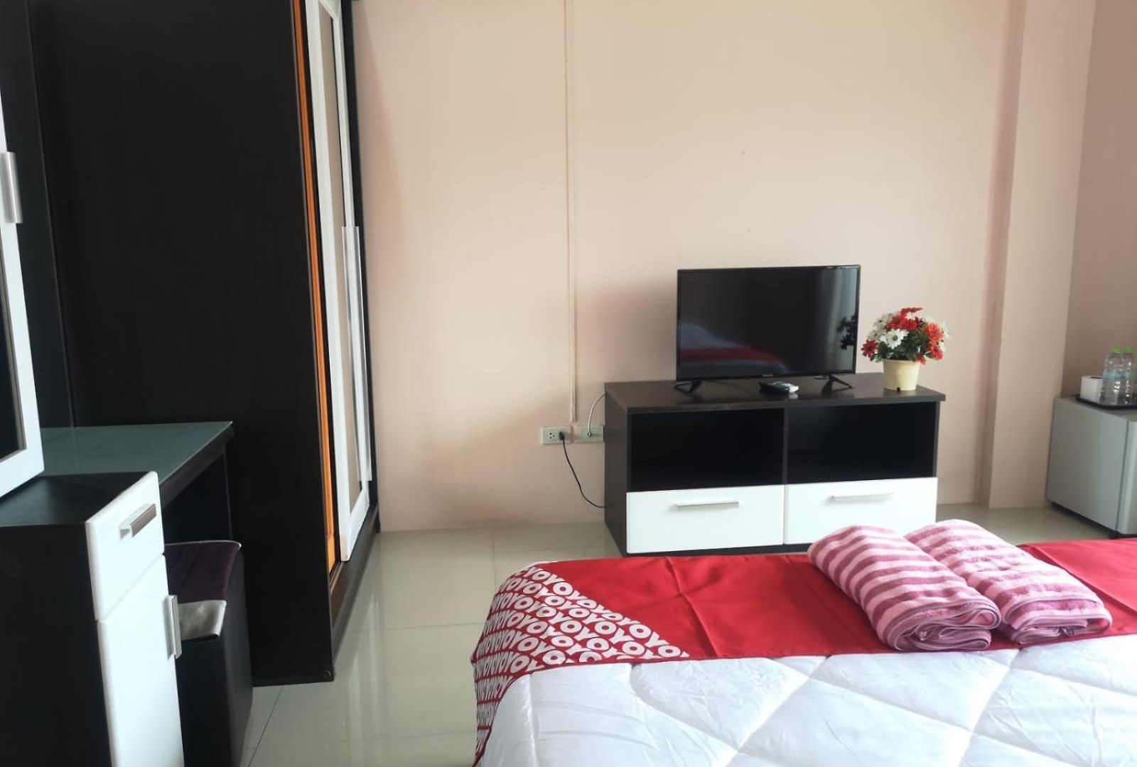 Oyo 75414 Kjs โรงแรม