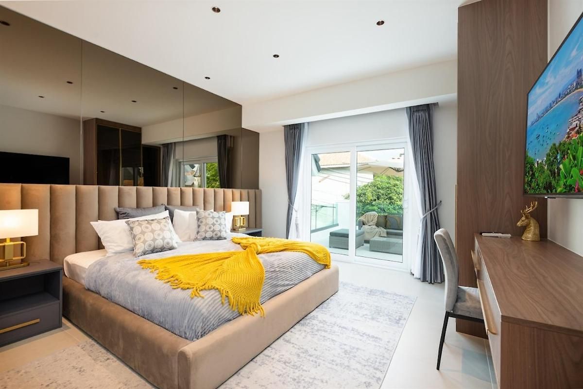 Villa New 2024 - Two Compound - 9br - Two Pools *