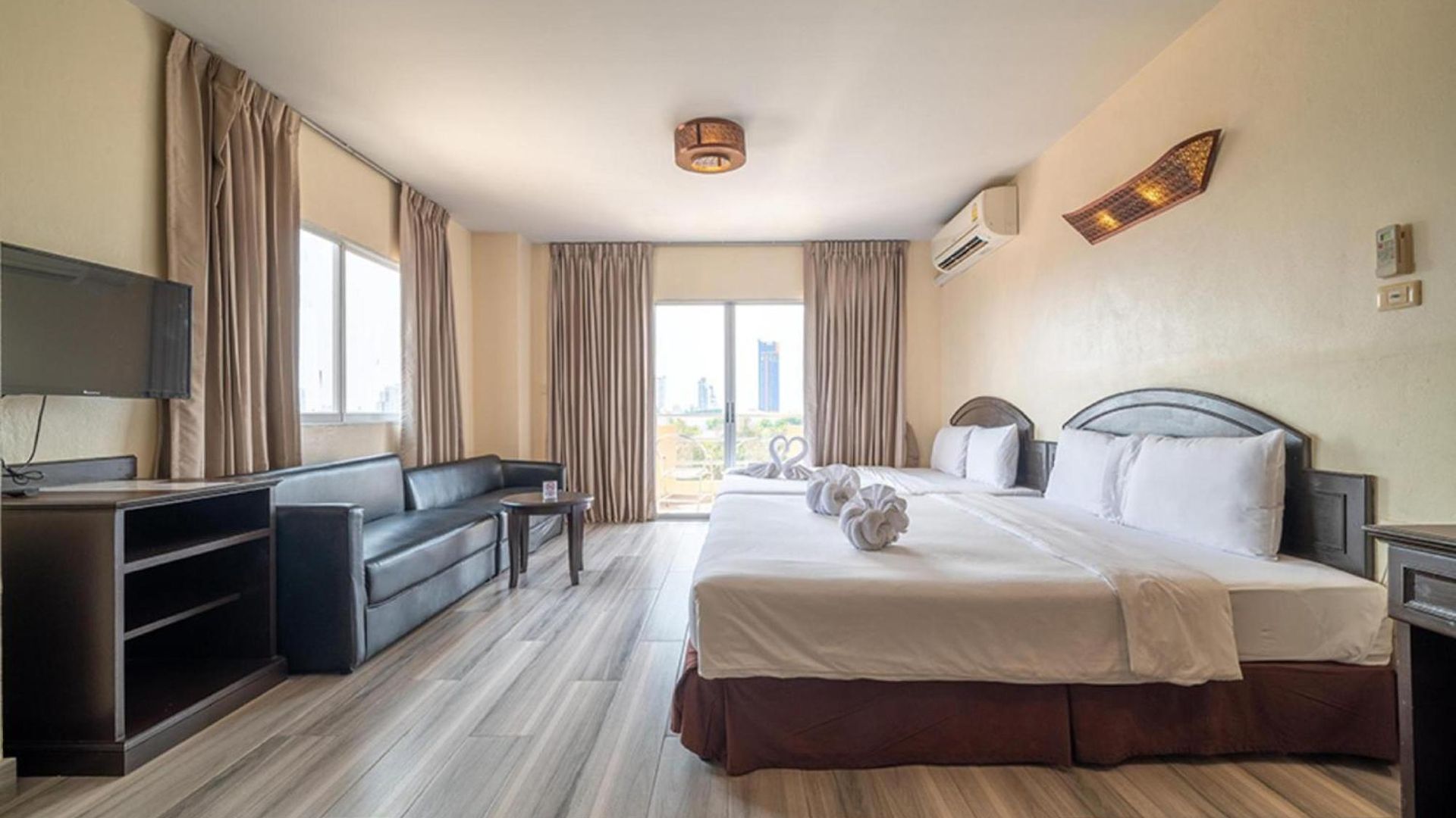 โรงแรม Sunday Ja 5*