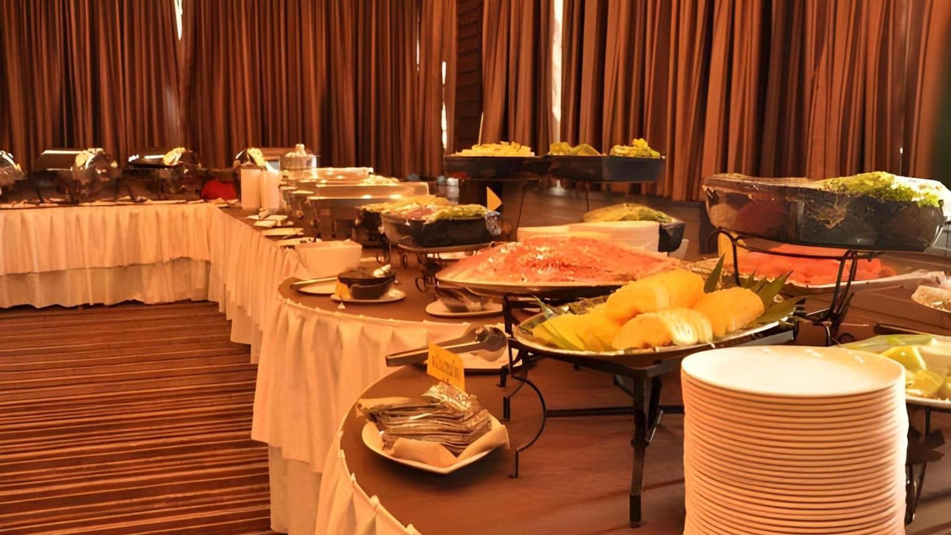 Sunday Ja โรงแรม Pattaya