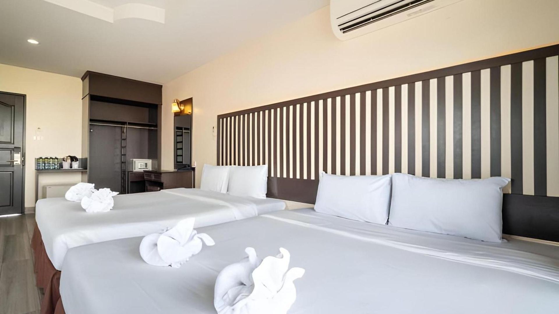 โรงแรม Sunday Ja 5*