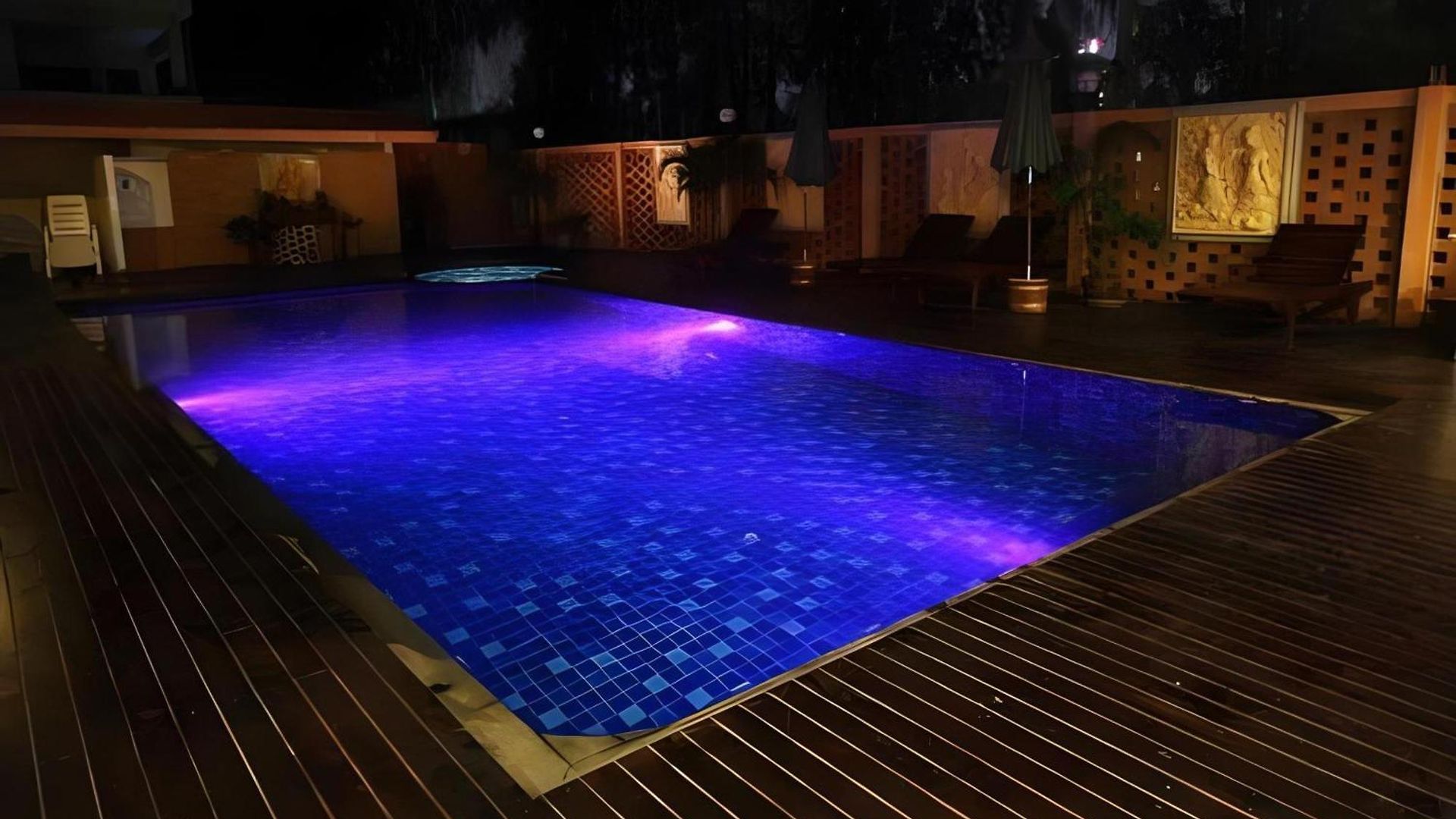 Sunday Ja โรงแรม Pattaya