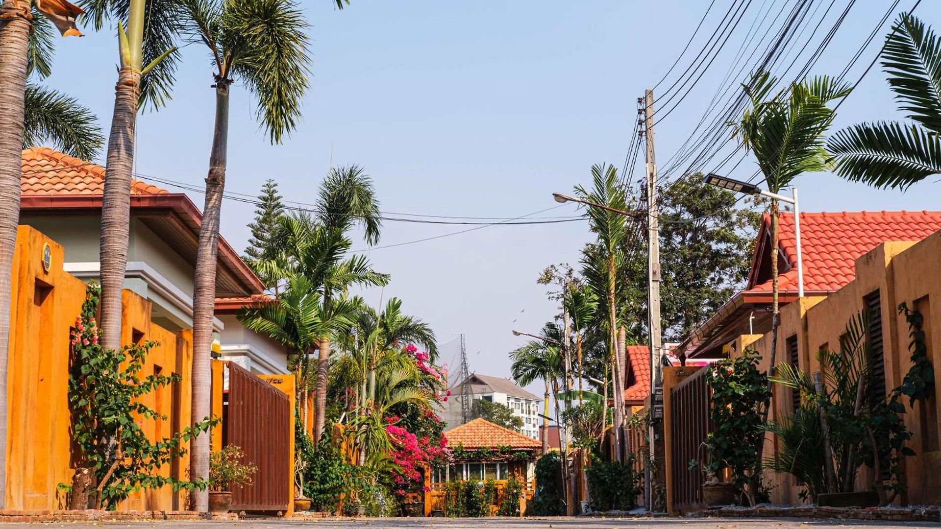Royal Massarossa Pool Pattaya-23 วิลล่า Pattaya