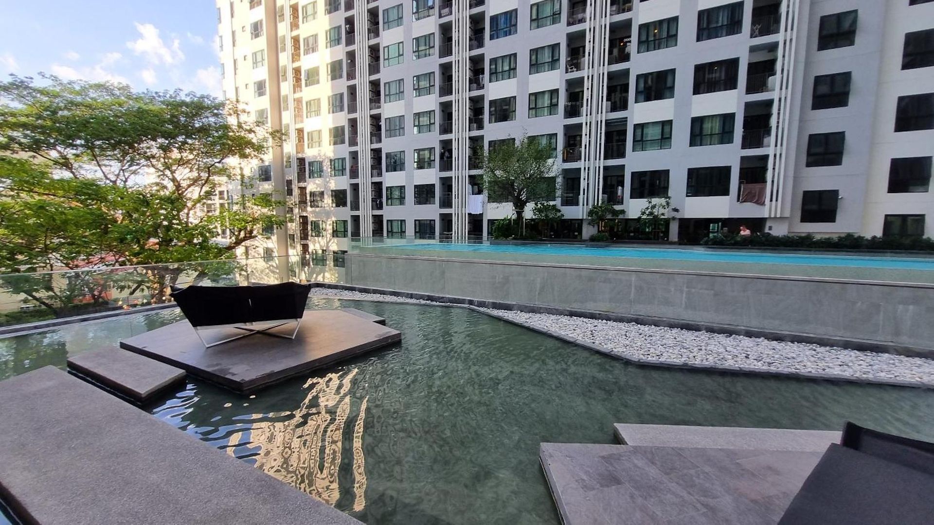 The Base อพาร์ทเม้น Pattaya
