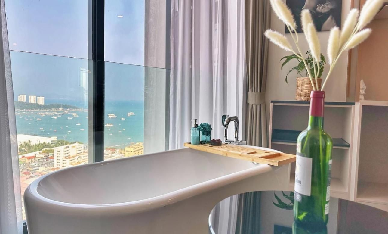 Edge Sky อพาร์ตโฮเทล Pattaya