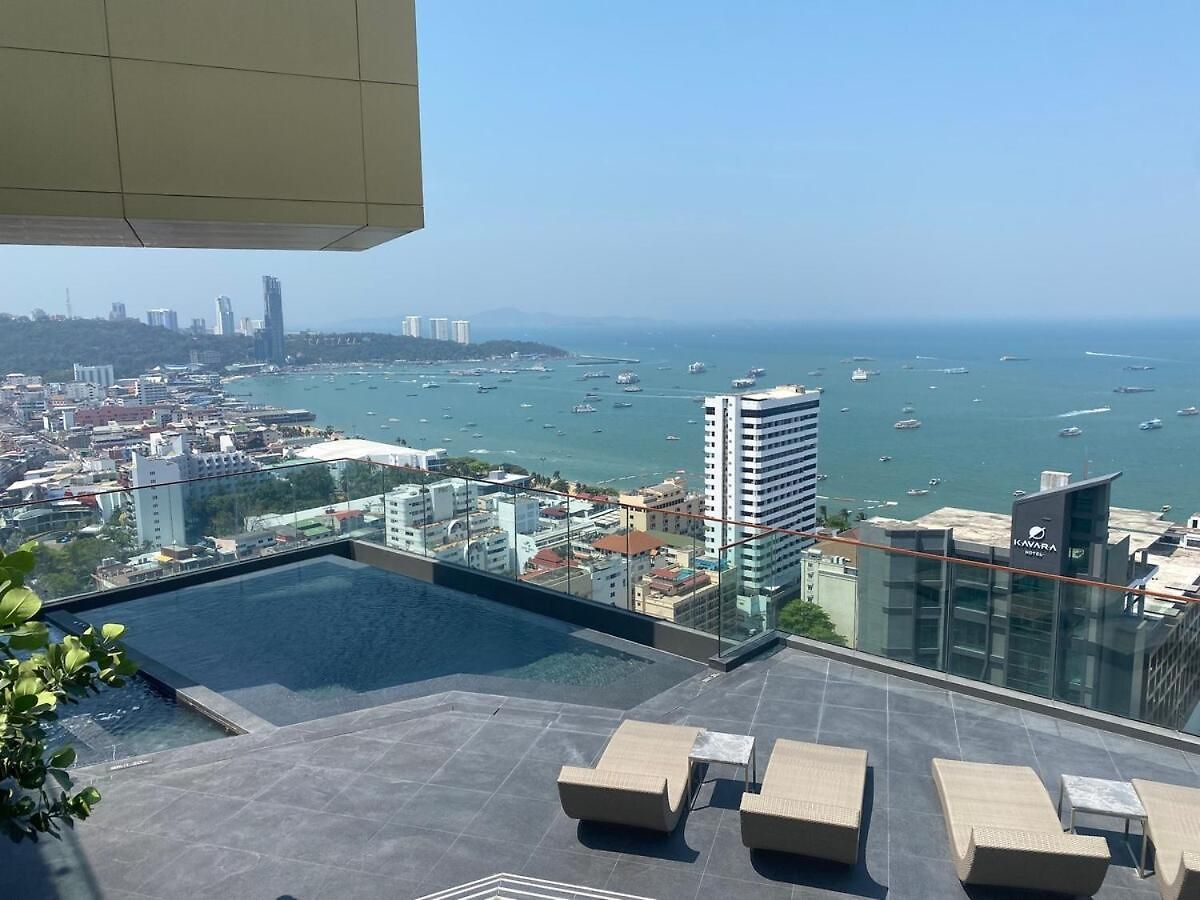 Edge Sky 4*